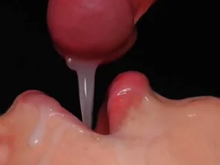 Get under one's paramount Monster BLOWJOB hither mouth, tongue together with sass - Stunning cumshot