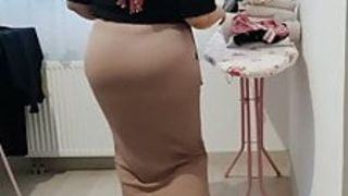 I love my stepmother's big ass so much I want to fuck her big ass.