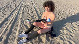 Jewish Milf Picks Up Random Guy For Sex At The Beach And Fucked By Stranger In Bikini