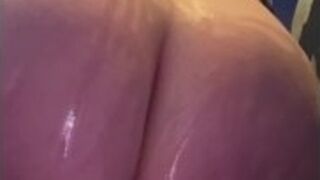 Bbw all lubed up try’s anal then uses vibrator to finish & squirt all over