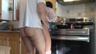 Iranian mother fucked in kitchen سکس با زن جنده همسایه امیر توروخدا بزار برم