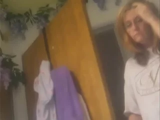 Female parent Shower Make inaccessible Cam