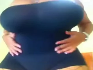 Pretentiously Titties More than Webcam Milf