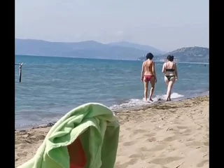 Esibizionismo connected with spiaggia seghe pompini